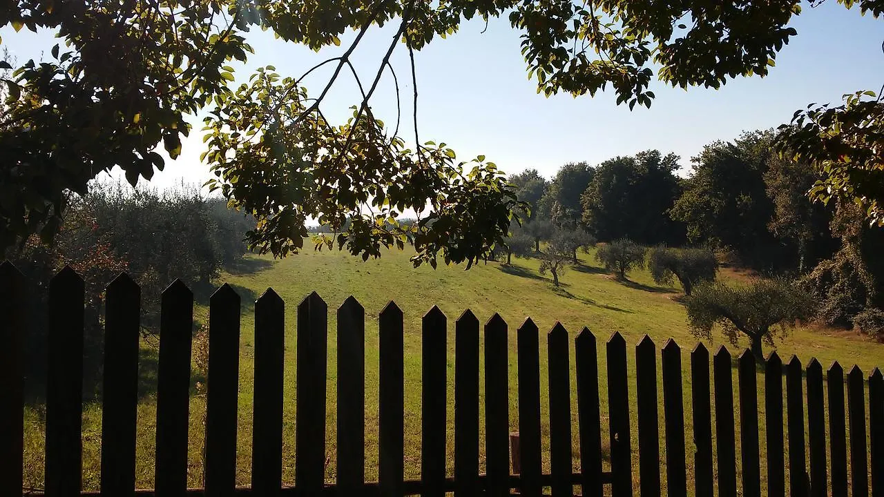 Madonnella Agricola Villa Cesano 0*,  Italia